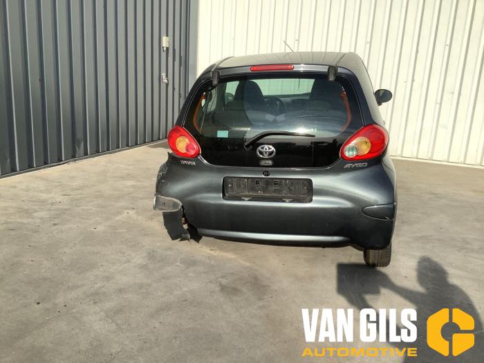 Toyota Aygo 1.0 12V VVT-i Salvage vehicle (2007, Gray)
