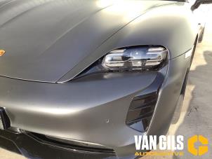 Porsche Taycan 4S Performance Samochód złomowany (2023, Czarny)