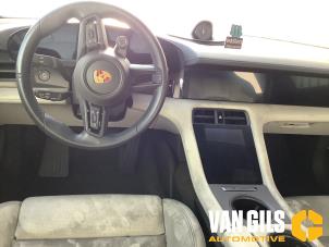 Porsche Taycan 4S Performance Samochód złomowany (2023, Czarny)