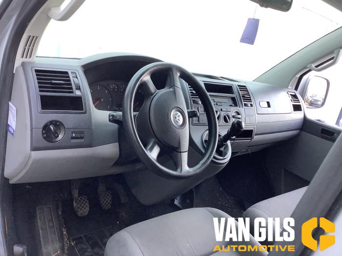 Volkswagen Transporter T5 1.9 TDi Vehículo de desguace (2009, Granito)