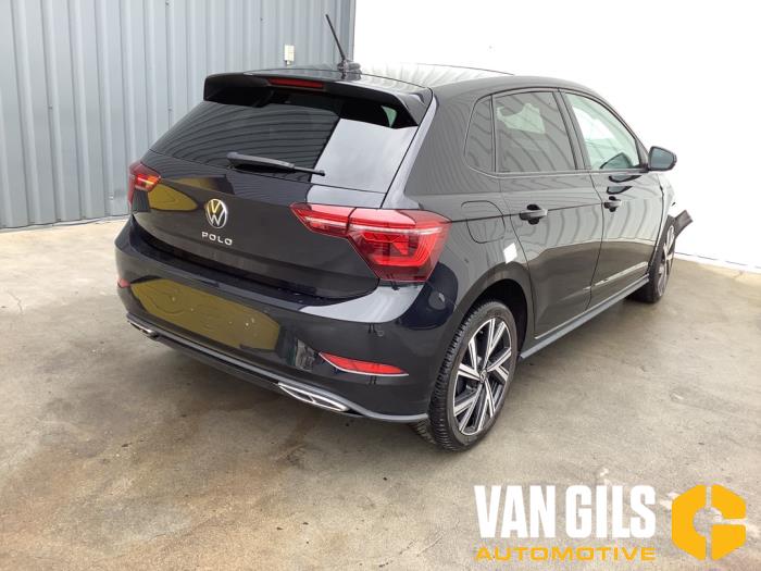 Volkswagen Polo VI 1.0 TSI 12V Vehículo de desguace (2024, Negro)