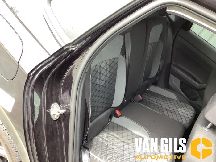 Volkswagen Polo VI 1.0 TSI 12V Vehículo de desguace (2024, Negro)