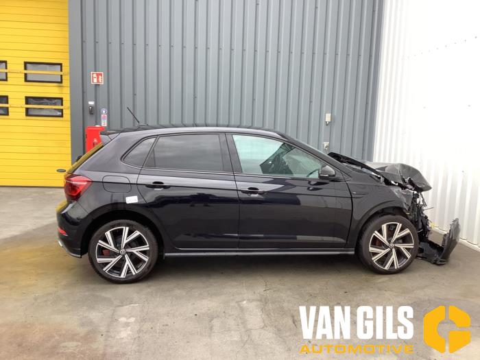 Volkswagen Polo VI 1.0 TSI 12V Vehículo de desguace (2024, Negro)