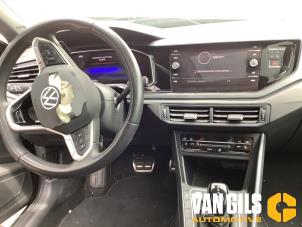 Volkswagen Polo VI 1.0 TSI 12V Vehículo de desguace (2024, Negro)