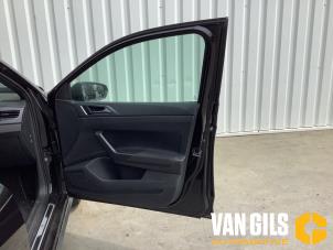 Volkswagen Polo VI 1.0 TSI 12V Vehículo de desguace (2024, Negro)
