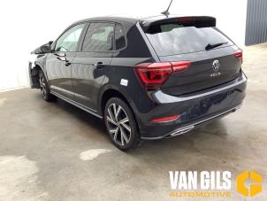Volkswagen Polo VI 1.0 TSI 12V Vehículo de desguace (2024, Negro)