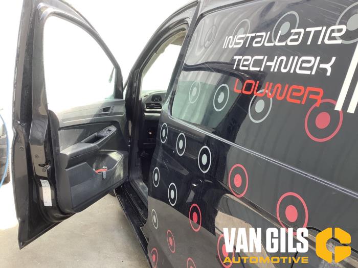 Volkswagen Caddy Cargo V 2.0 TDI BlueMotionTechnology Épave (2021, Noir)