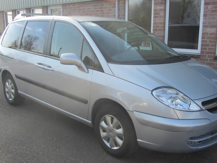 Citroen C8 2.0 HDi 16V Samochód złomowany (2005, Szary)