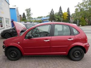 Citroen C3 1.4 HDi Épave (2005, Rouge)