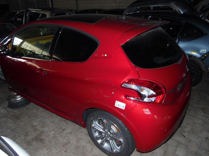 Peugeot 208 I 1.6 16V GTI Épave (2013, Rouge)