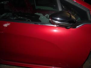 Peugeot 208 I 1.6 16V GTI Épave (2013, Rouge)