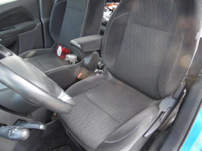 Citroen C3 Picasso 1.4 16V VTI 95 Épave (2009, Bleu)