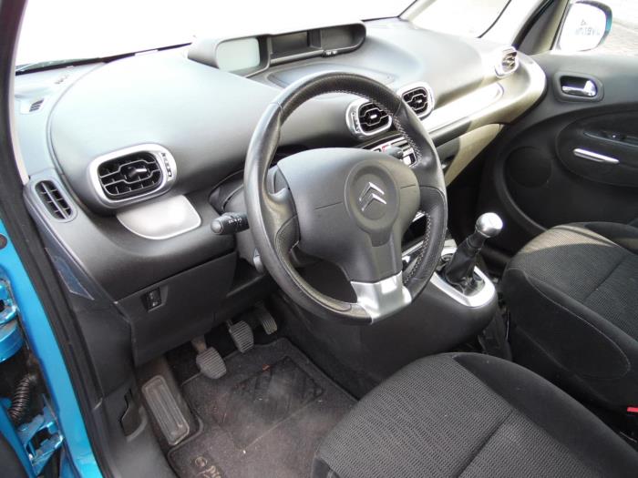 Citroen C3 Picasso 1.4 16V VTI 95 Épave (2009, Bleu)
