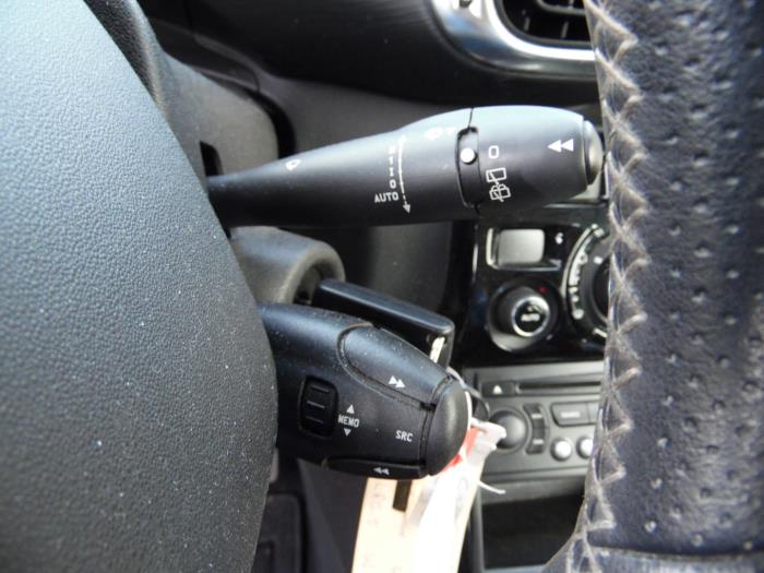 Citroen C3 Picasso 1.4 16V VTI 95 Épave (2009, Bleu)
