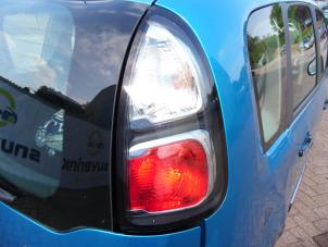 Citroen C3 Picasso 1.4 16V VTI 95 Épave (2009, Bleu)
