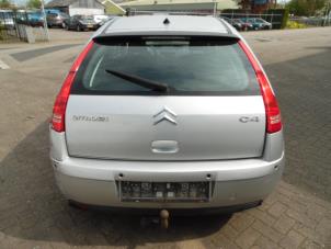 Citroen C4 Berline 2.0 16V Épave (2005, Gris)