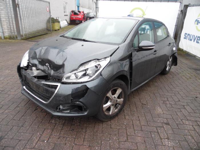 Peugeot 208 I 1.2 Vti 12V PureTech 82 Vehículo de desguace (2015, Gris)