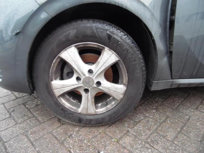 Peugeot 208 I 1.2 Vti 12V PureTech 82 Vehículo de desguace (2015, Gris)