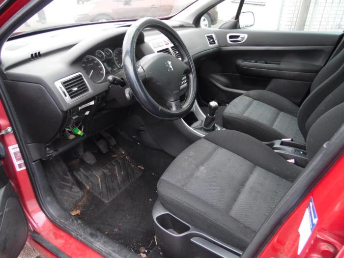Peugeot 307 SW 1.6 16V Vehículo de desguace (2005, Rojo)