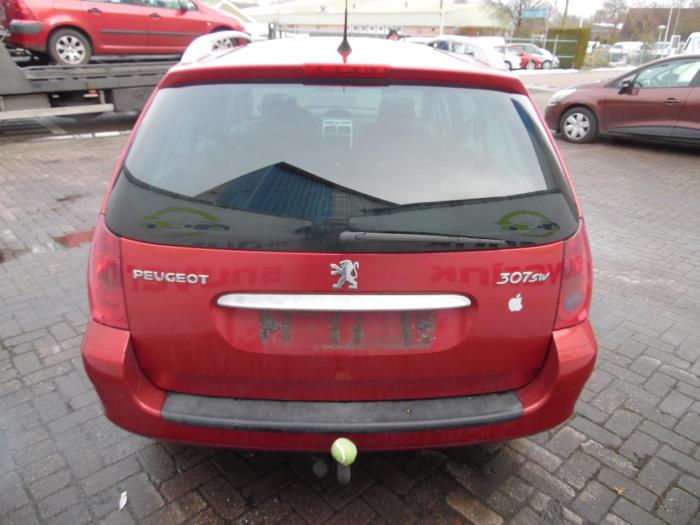 Peugeot 307 SW 1.6 16V Vehículo de desguace (2005, Rojo)