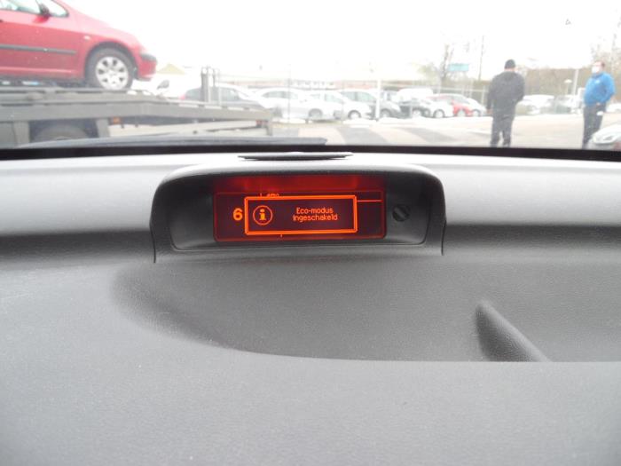 Peugeot 307 SW 1.6 16V Vehículo de desguace (2005, Rojo)