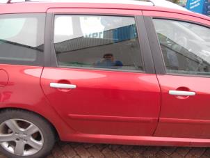 Peugeot 307 SW 1.6 16V Vehículo de desguace (2005, Rojo)
