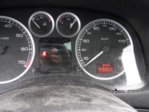 Peugeot 307 SW 1.6 16V Vehículo de desguace (2005, Rojo)