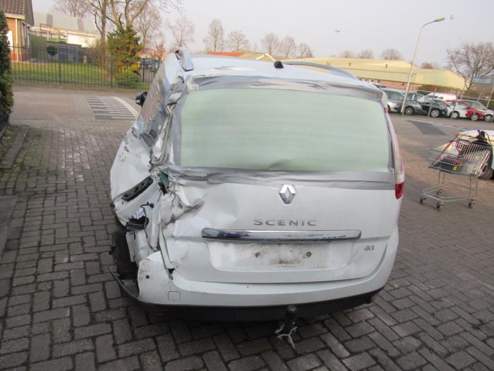 Renault Scénic III 1.5 dCi 110 Épave (2015, Blanc)