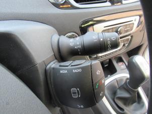Renault Scénic III 1.5 dCi 110 Épave (2015, Blanc)