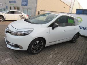 Renault Scénic III 1.5 dCi 110 Épave (2015, Blanc)