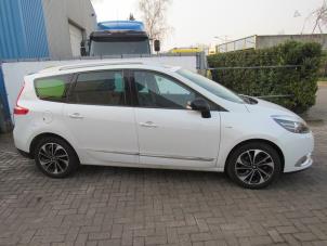 Renault Scénic III 1.5 dCi 110 Épave (2015, Blanc)