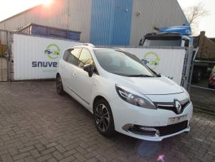 Renault Scénic III 1.5 dCi 110 Épave (2015, Blanc)