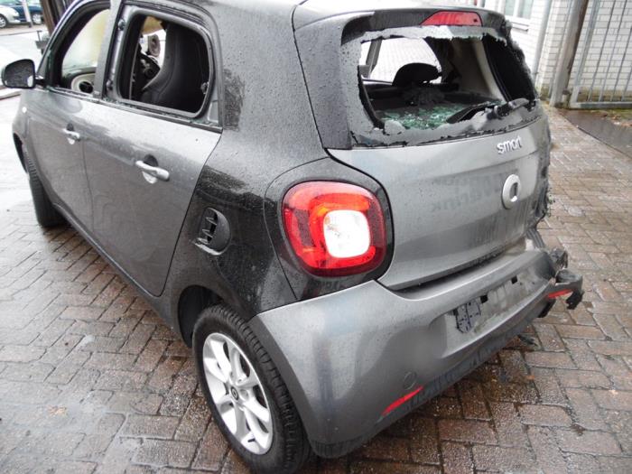 Smart Forfour 1.0 12V Épave (2015, Gris)