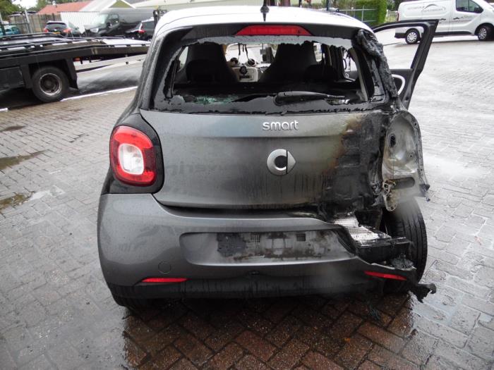 Smart Forfour 1.0 12V Épave (2015, Gris)