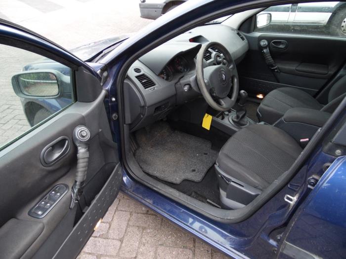 Renault Megane II 1.6 16V Samochód złomowany (2003, Niebieski)