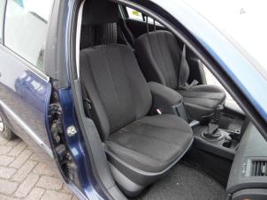 Renault Megane II 1.6 16V Samochód złomowany (2003, Niebieski)