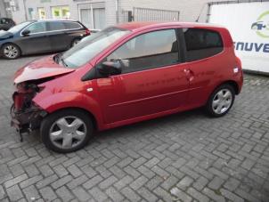 Renault Twingo II 1.2 16V Samochód złomowany (2010, Czerwony)