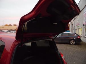 Renault Twingo II 1.2 16V Samochód złomowany (2010, Czerwony)