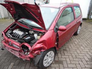 Renault Twingo 1.2 16V Samochód złomowany (2003, Czerwony)