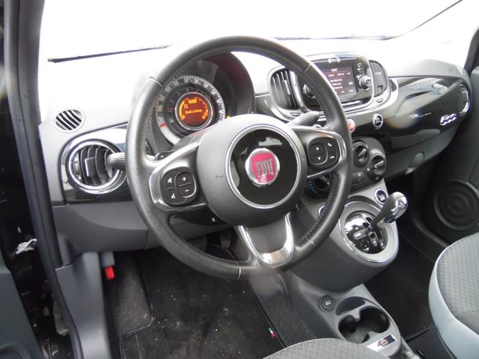 Fiat 500 0.9 TwinAir 80 Skrotfordon (2016, ZWART)