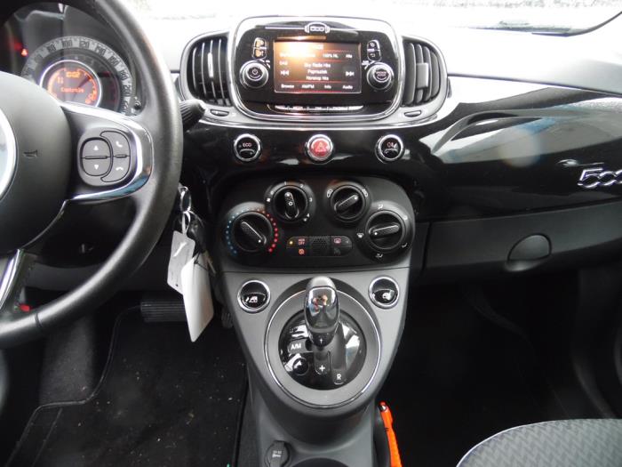 Fiat 500 0.9 TwinAir 80 Skrotfordon (2016, ZWART)