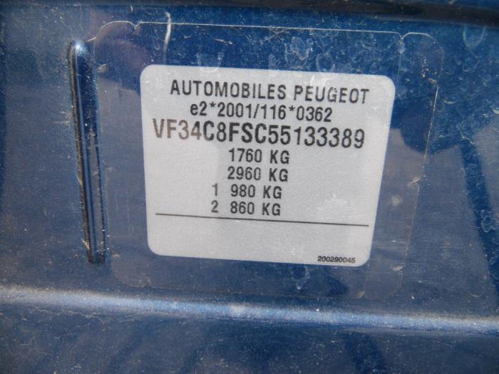 Peugeot 308 1.4 VTI 16V Skrotfordon (2008, BLAUW)