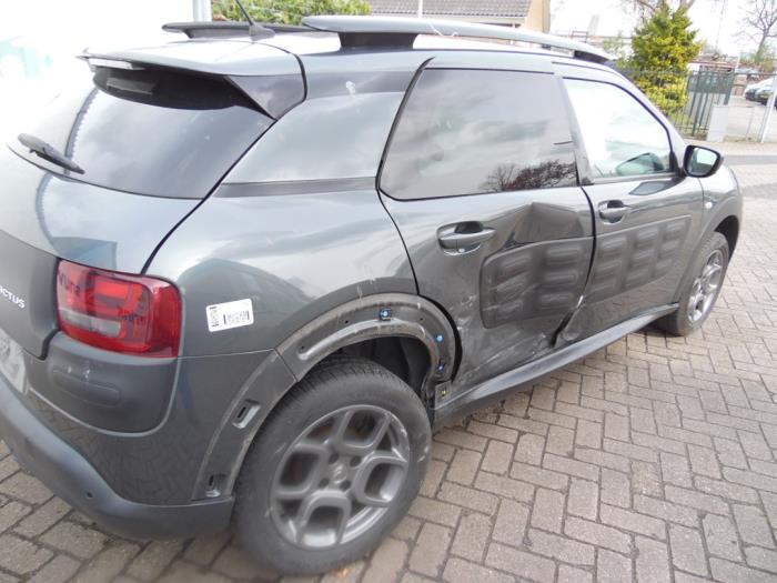 Citroen C4 Cactus 1.2 PureTech 82 12V Épave (2015, Gris)