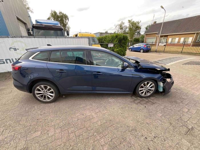 Renault Megane IV Estate 1.2 Energy TCE 100 Épave (2017, Bleu)