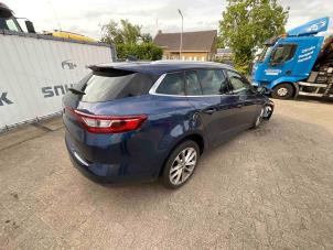 Renault Megane IV Estate 1.2 Energy TCE 100 Épave (2017, Bleu)