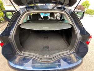 Renault Megane IV Estate 1.2 Energy TCE 100 Épave (2017, Bleu)