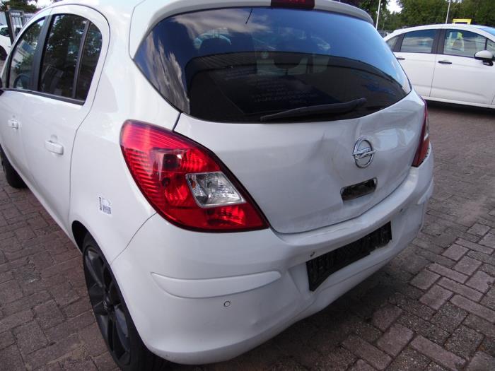 Opel Corsa D 1.3 CDTi 16V ecoFLEX Samochód złomowany (2011, Bialy)