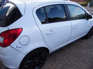 Opel Corsa D 1.3 CDTi 16V ecoFLEX Samochód złomowany (2011, Bialy)