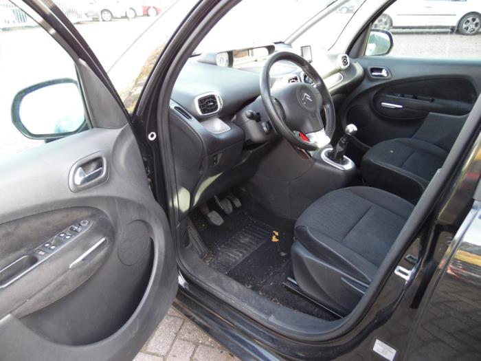 Citroen C3 Picasso 1.6 16V VTI 120 Samochód złomowany (2010, Czarny)