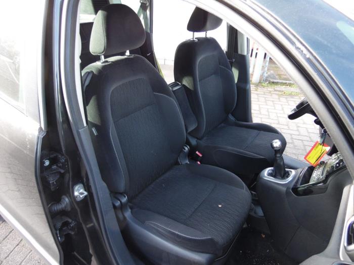 Citroen C3 Picasso 1.6 16V VTI 120 Samochód złomowany (2010, Czarny)